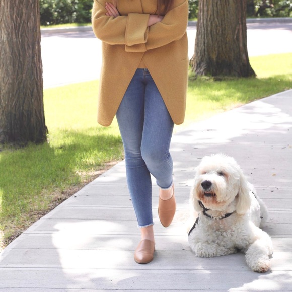 Old Navy mid-rise rockstar jeans - Picture 3 of 6